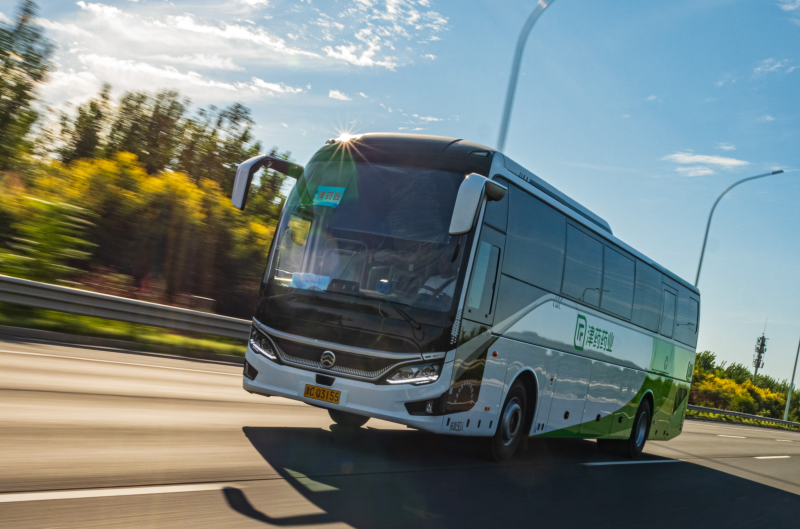 Golden Dragon Bus GC Wins First User Praise in Tianjin