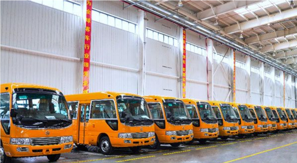 100 Golden Dragon School Buses Head to Oman